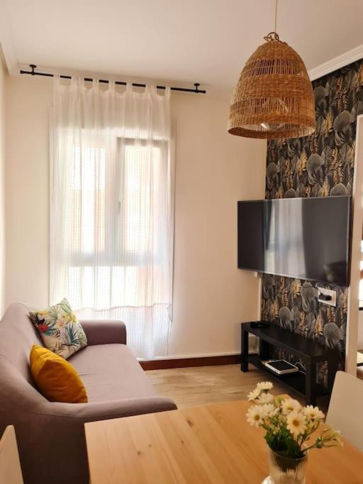 בילבאו La Casita Verde. Metro Cerca Del Casco Viejo מראה חיצוני תמונה